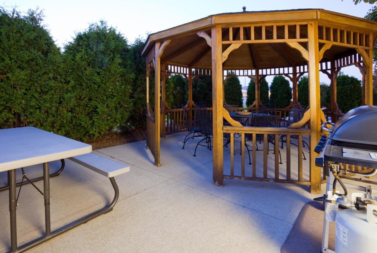 Candlewood Suites Appleton By Ihg Exterior photo
