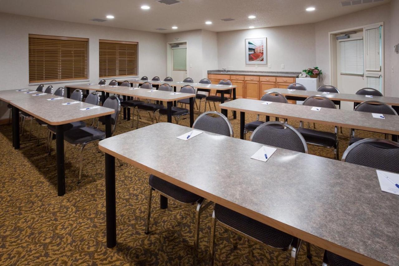 Candlewood Suites Appleton By Ihg Exterior photo